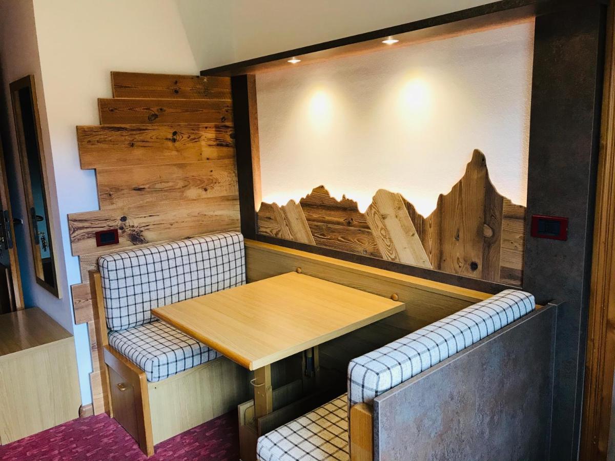 Rifugio Capanna Passo Valles 팔카데 외부 사진