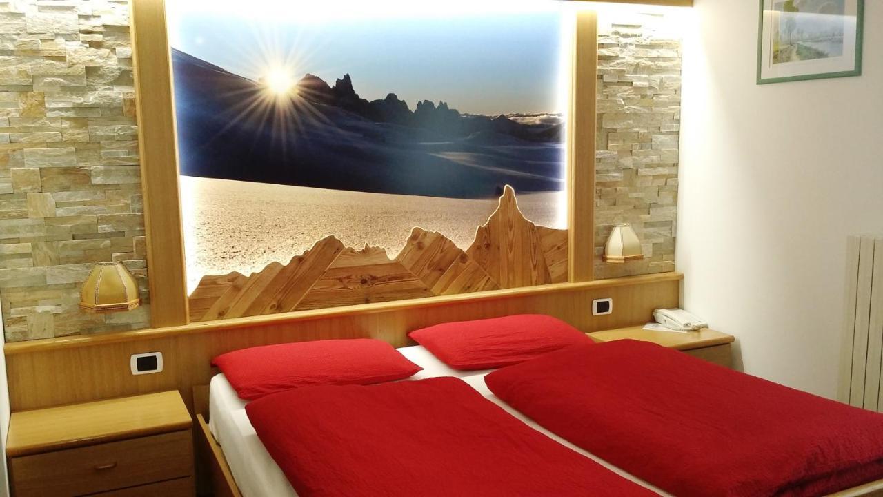 Rifugio Capanna Passo Valles 팔카데 외부 사진