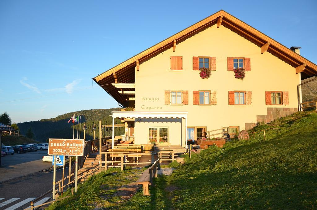 Rifugio Capanna Passo Valles 팔카데 외부 사진