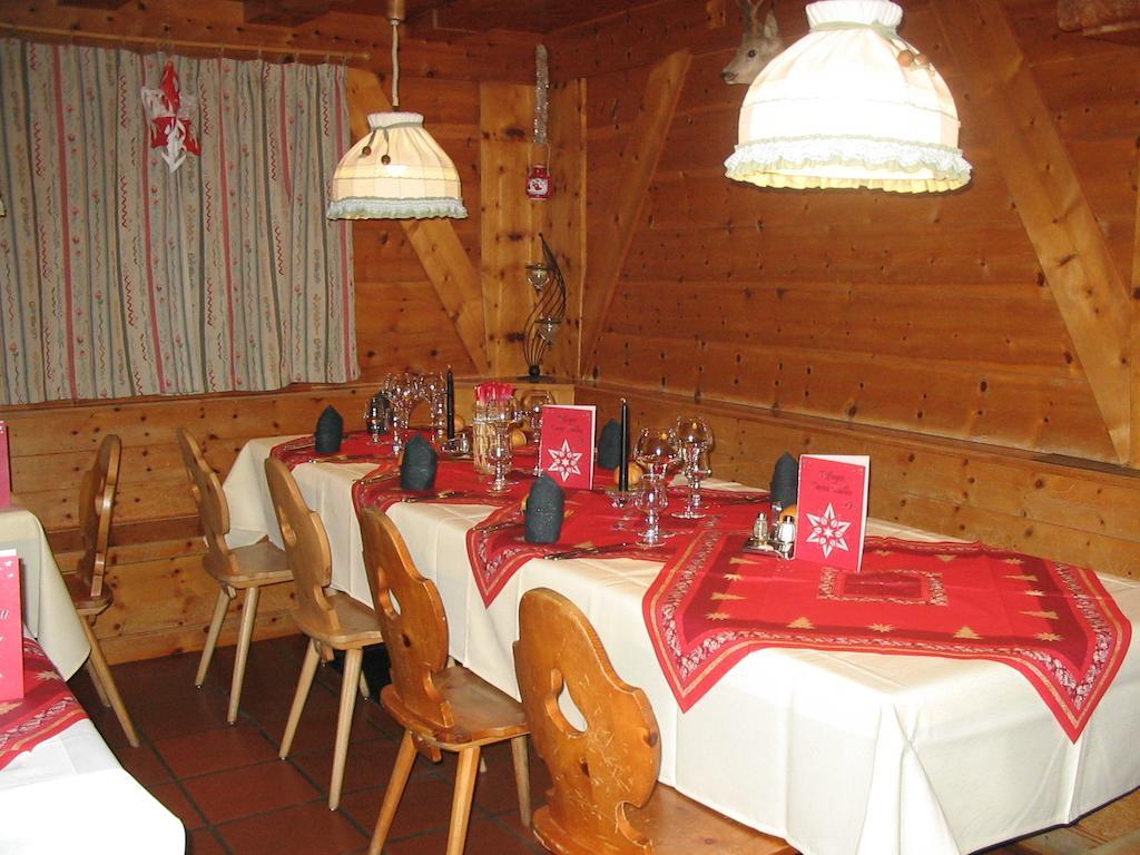 Rifugio Capanna Passo Valles 팔카데 외부 사진
